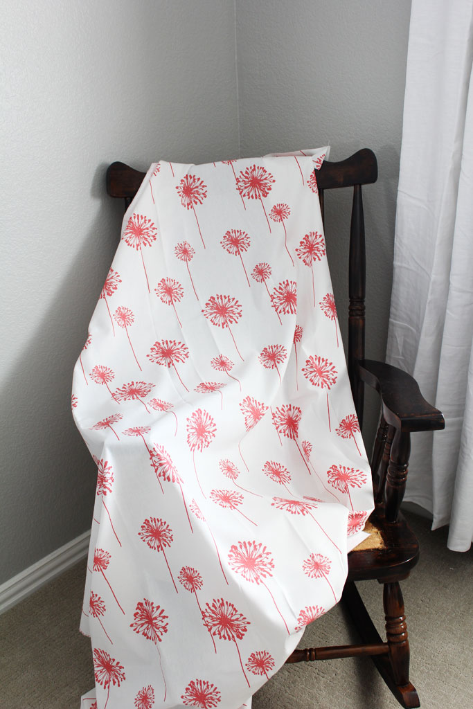 Make your own rocking chair cushions! | www.amusingmj.com