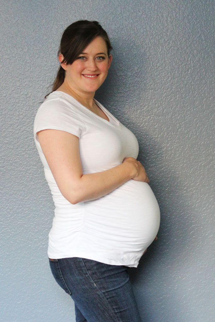 Week 35 Pregnancy | www.amusingmj.com